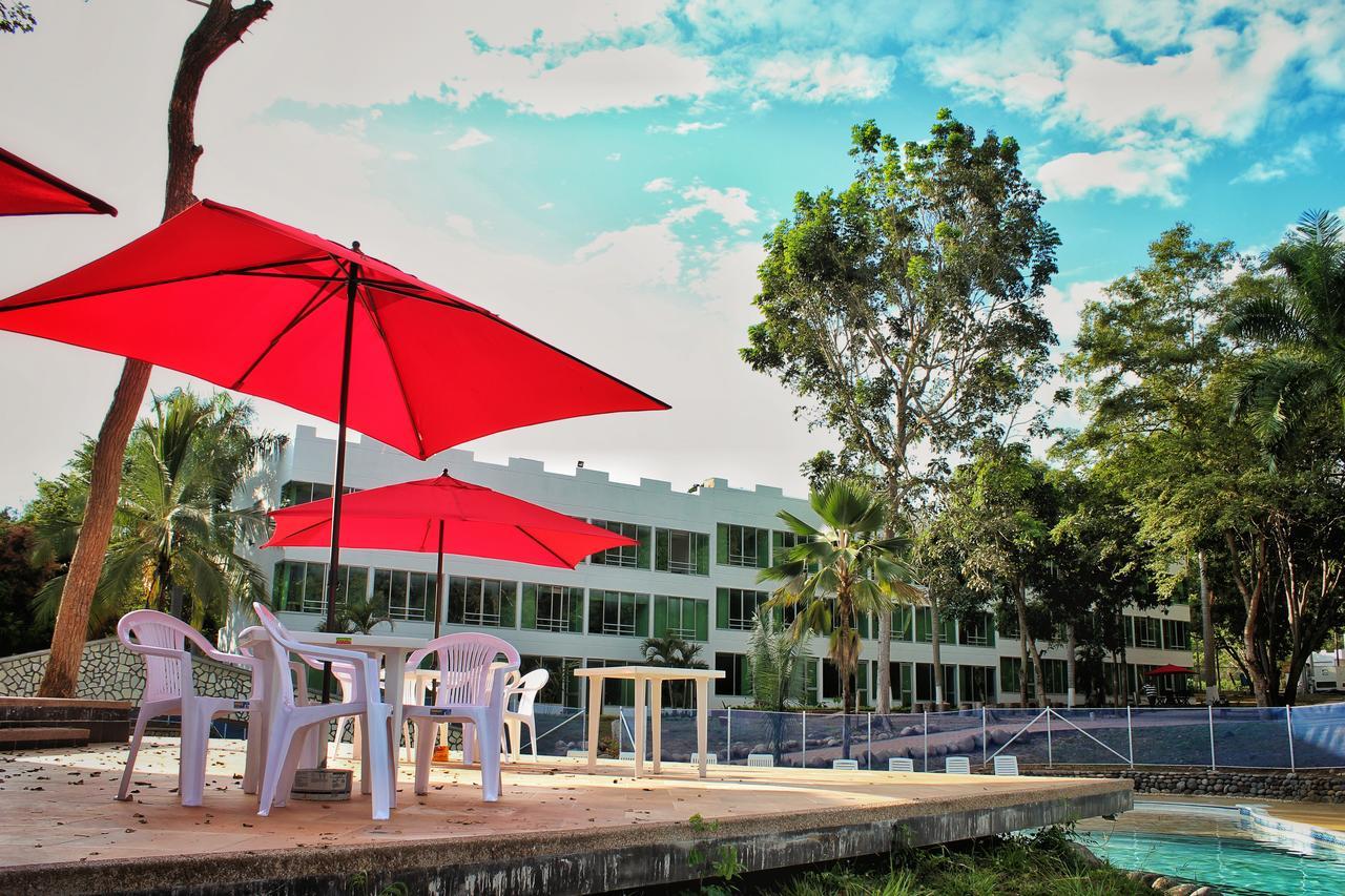 Hotel Hacienda Campestre Melgar Exterior foto